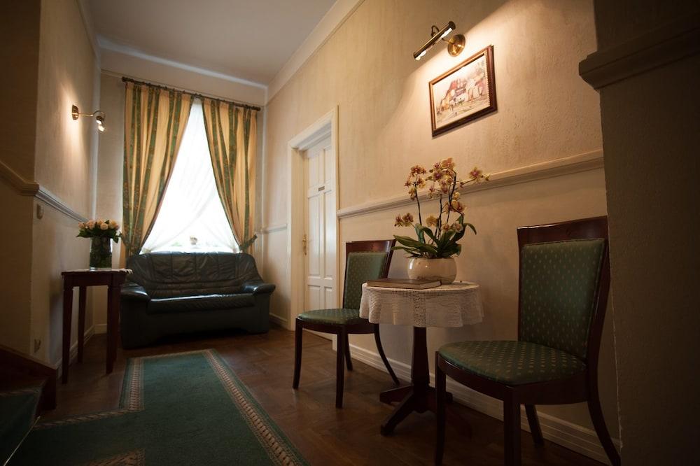 Aparthotel Karmel 크라쿠프 외부 사진