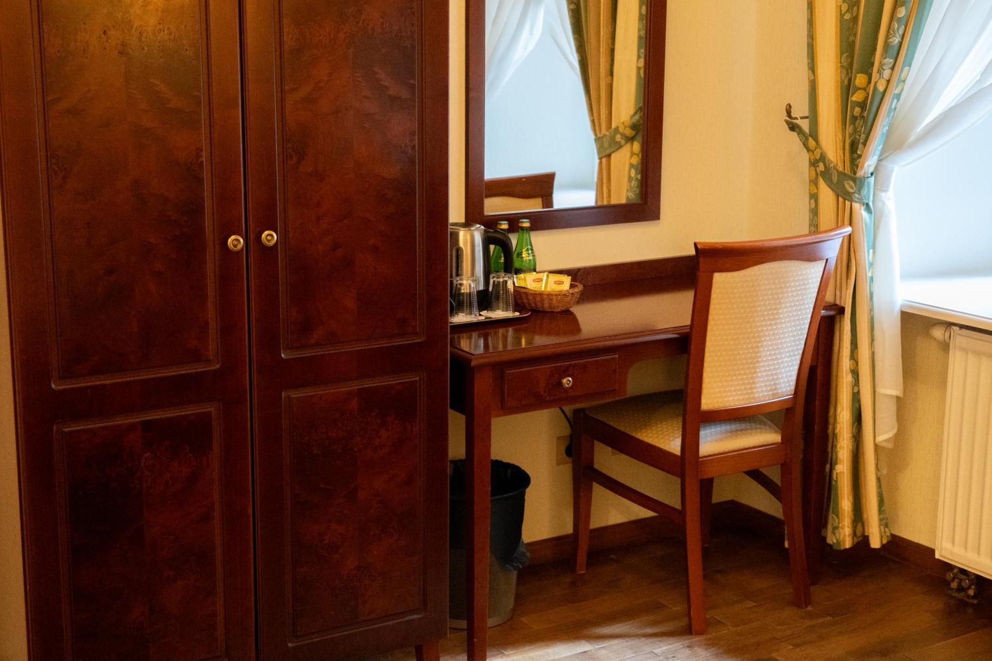 Aparthotel Karmel 크라쿠프 외부 사진