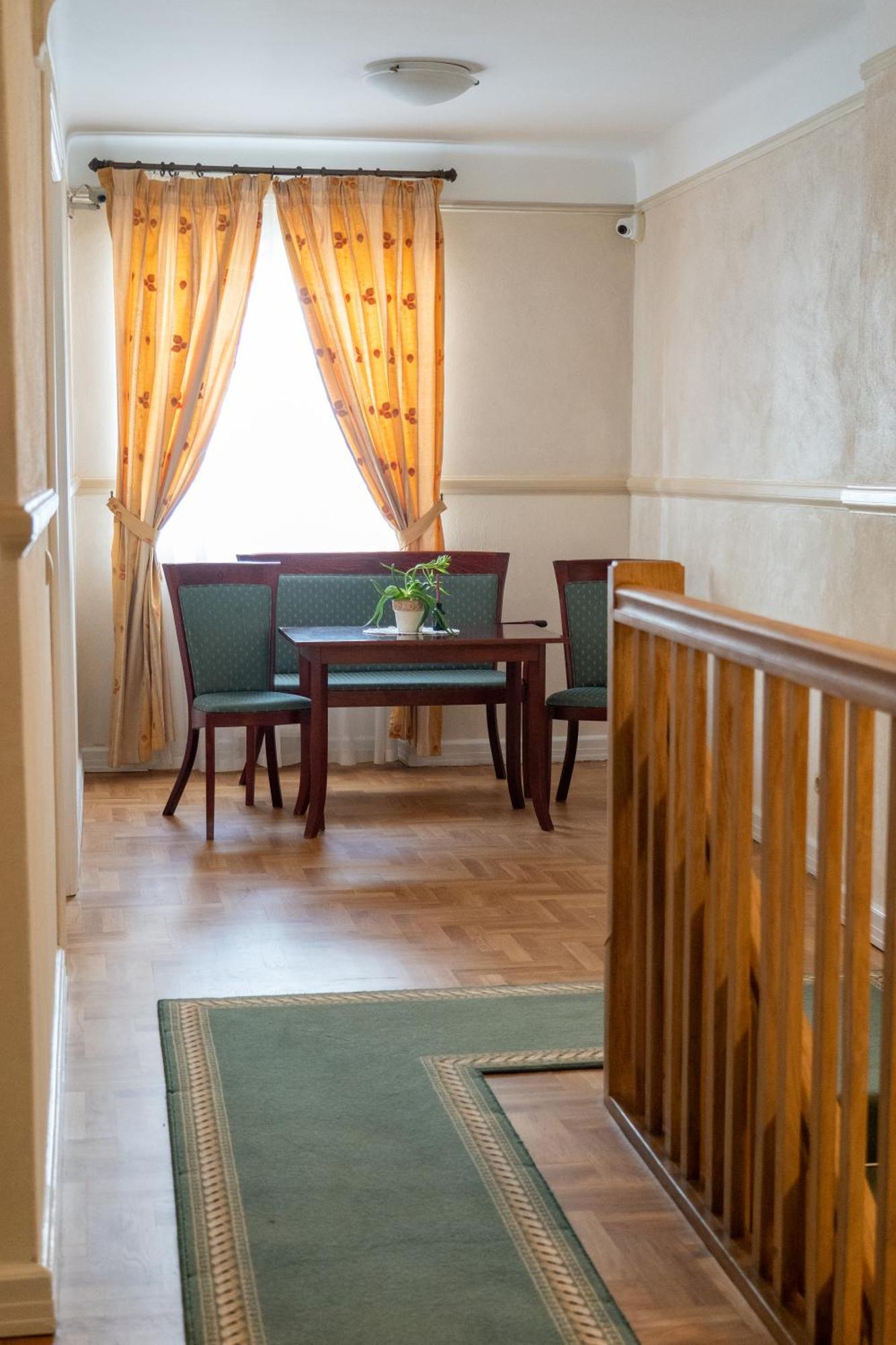 Aparthotel Karmel 크라쿠프 외부 사진